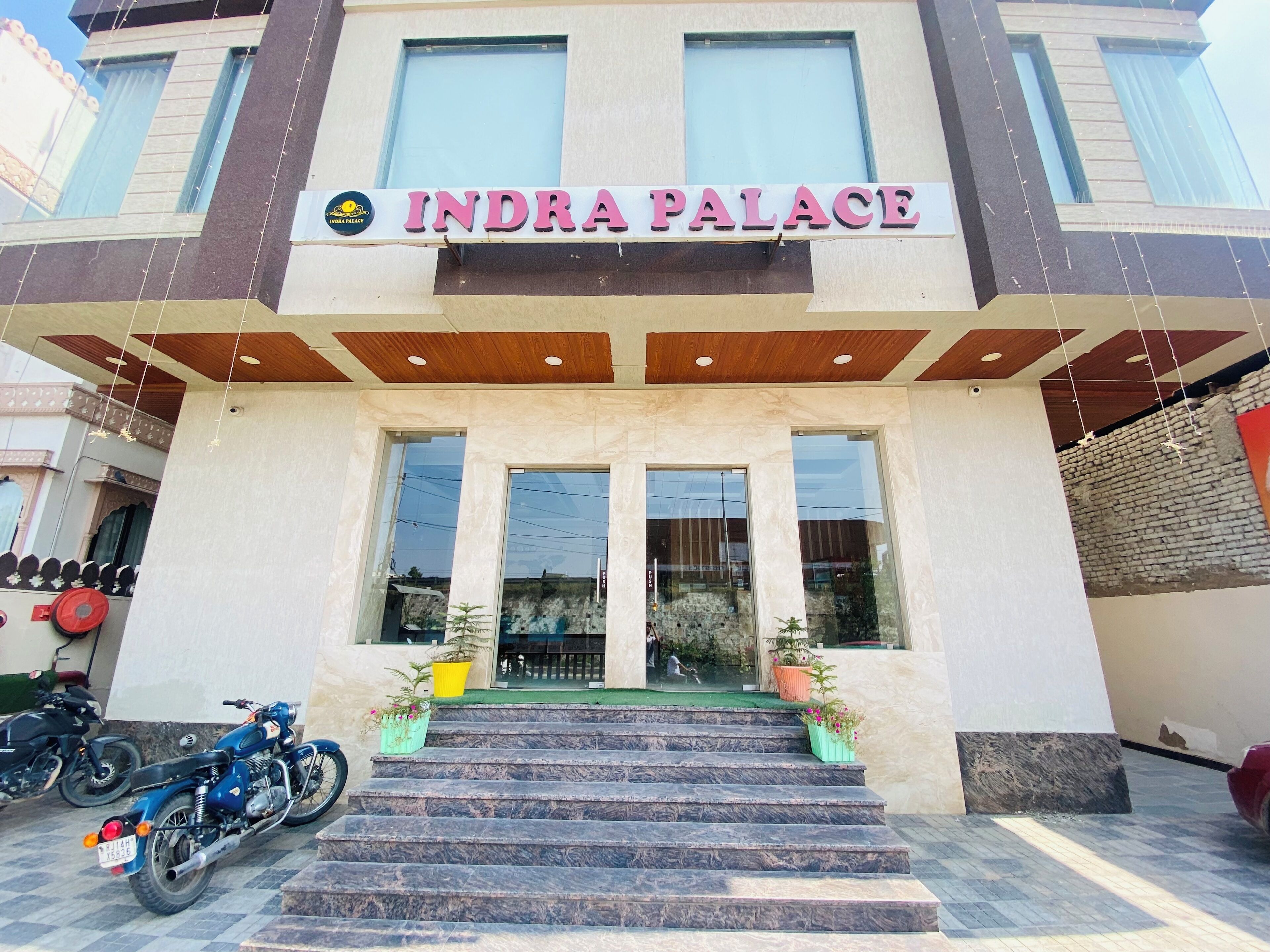 Facciata della struttura