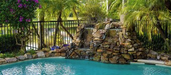 Charming 2-bedroom home in Port St Lucie. Located in the PGA Village minutes