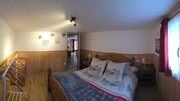 2 bedrooms, iron/ironing board, travel crib, free WiFi