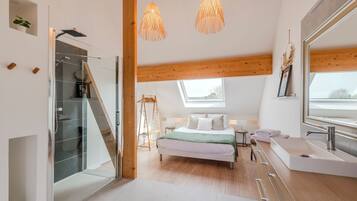 4 chambres, fer et planche Ă repasser, Wi-Fi, draps fournis