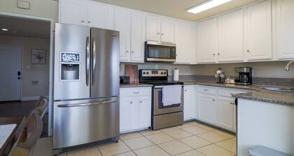 Lovely 3-bedroom house with AC/Heater in Fresno