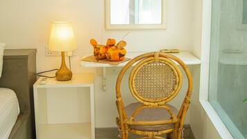 Chambre Double Standard, 1 grand lit, non-fumeur, climatisation | Ăquipements de la chambre