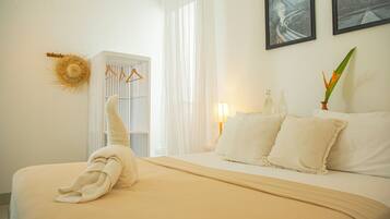 Standard Double Room, 1 Queen Bed, Non Smoking, Air conditioning | Egyptian cotton sheets, premium bedding, down comforters