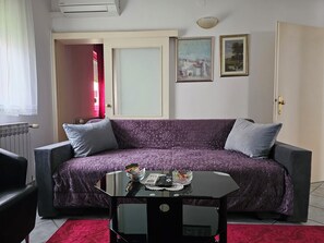 Smart TV, video library