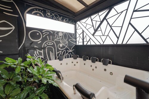 Suite de Lujo - Rooftop y Jacuzzi