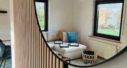 Modernes Apartment "Rebennah" Küche, Top Anbindung für Urlaub & Beruf