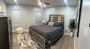 3 Schlafzimmer, Bügeleisen/Bügelbrett, kostenloses WLAN, Bettwäsche