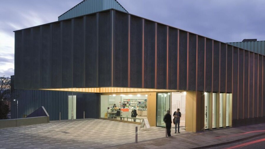 Stylish 1BR Flat Next to Hockley