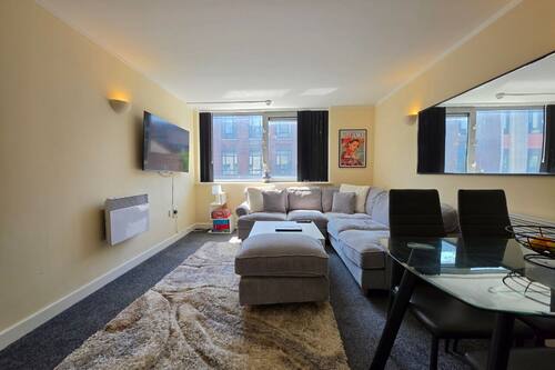 Apartment, Private Bathroom | Lounge