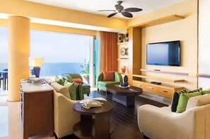 Living area - Luxurious Three Bedroom Panoramic Suite with stunning Ocean views (Puerto Vallarta)