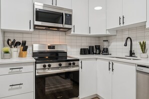 Microwave, oven, stovetop, dishwasher