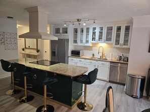 Microwave, oven, stovetop, dishwasher