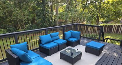 The Golden Mantel – Unique Stay in a Prime Location