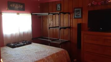 2 bedrooms, bed sheets, wheelchair access