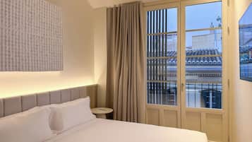 Superior Studio, City View | Premium bedding, minibar, blackout drapes, free WiFi
