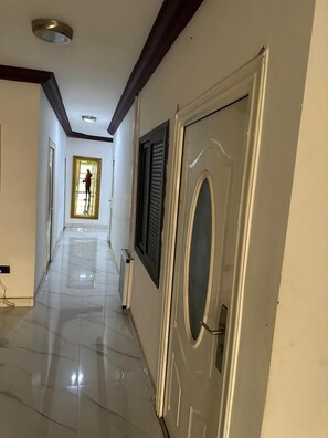 Toys - GQ Luxury Hills Hotel- Akropong Akwapim (Akropong)