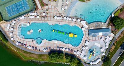 Resort Retreat * Trails * Free Bikes * Peninsula Club