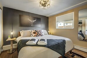 2 bedrooms, in-room safe, desk, iron/ironing board - Lone Star Lookout - Cozy 2-BR w/ Mountain Views, King Bed & Pet-Friendly Yard (Colorado Springs)