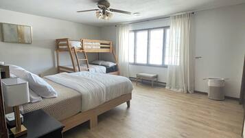 4 bedrooms, iron/ironing board, travel cot, free WiFi