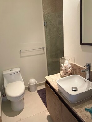 Handtücher, Toilettenpapier