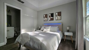 3 soverom, strykejern/-brett, wi-fi (inkludert) og sengetøy