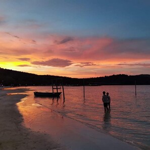 Vista frontal de la propiedad