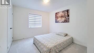 3 عدّة غرف نوم ومكواة/لوح كي وواي فاي وملاءات أسرّة