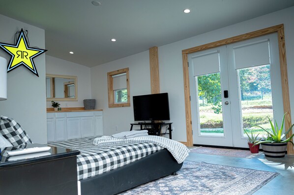 2 Schlafzimmer, WLAN, Bettwäsche, Rollstuhlgeeignet