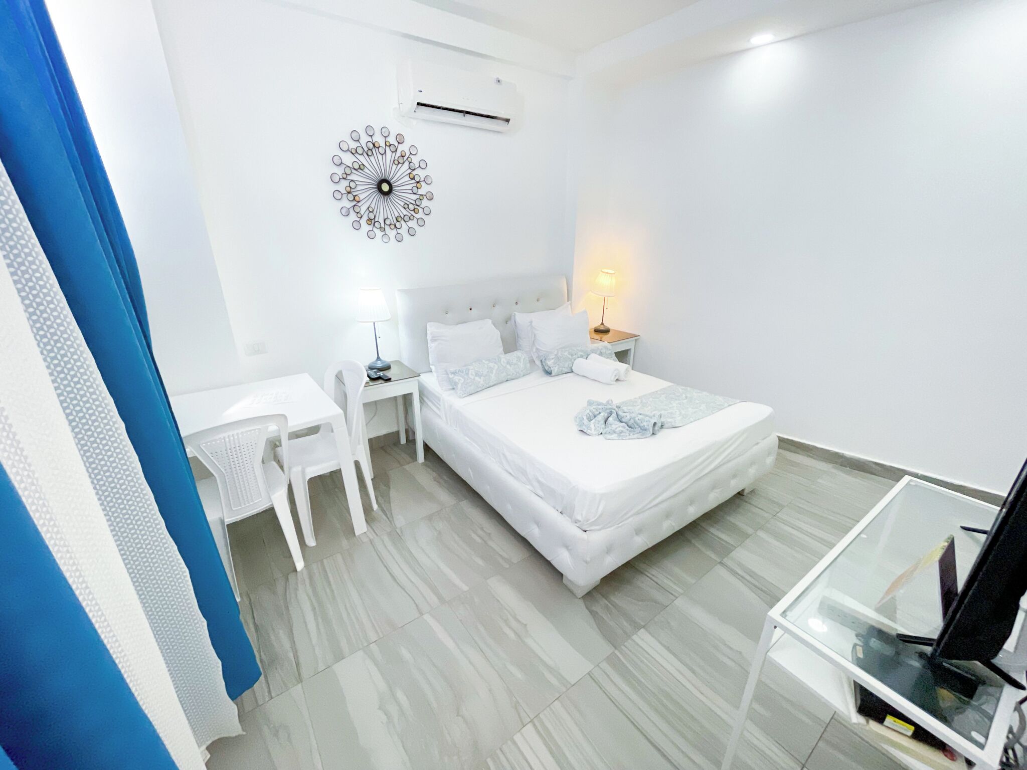 Estúdio standard, 1 cama Queen, cozinha americana, ao lado da piscina | Roupas de cama de algodão egípcio, roupas de cama premium