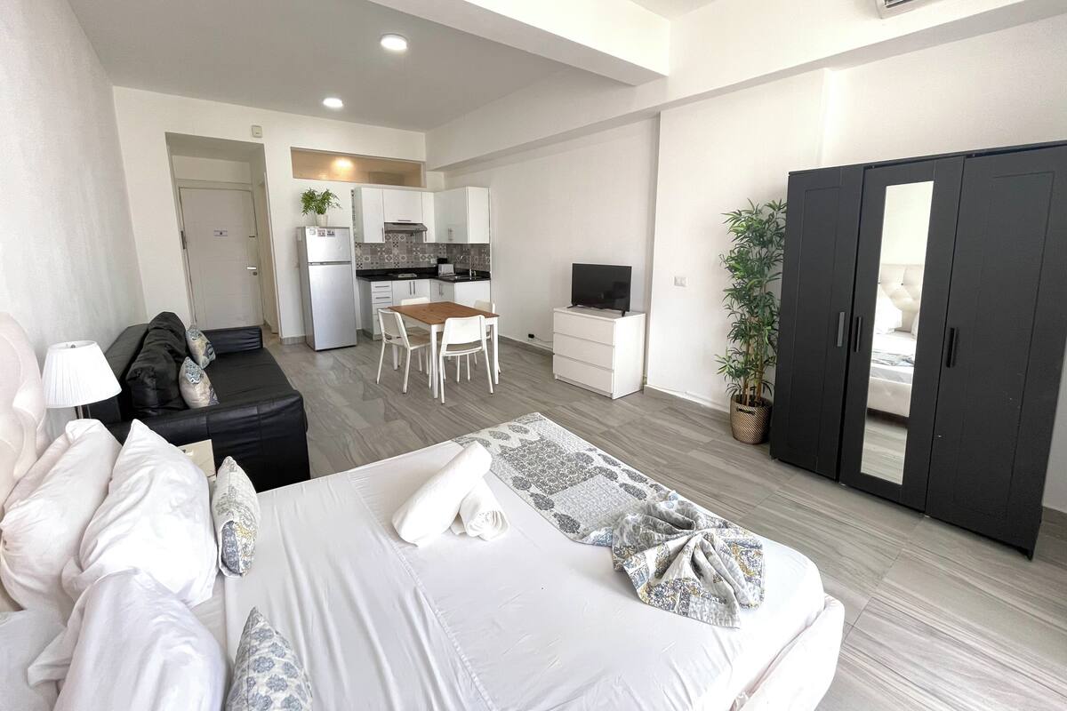 Exclusive Studio, Resort View | In-room safe, free WiFi