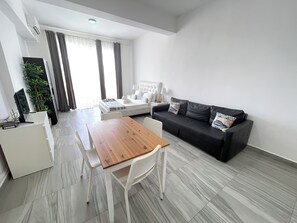 Estudio exclusivo, vista al resort | Servicio a la habitación