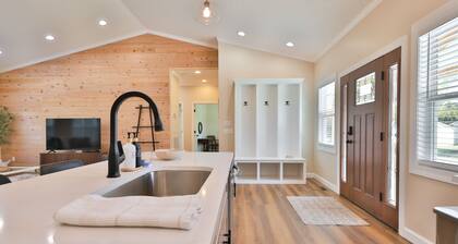 Katie Bird’s Nest a Charming 3-bedroom house in wonderful Martin