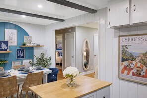 Dining - 5BR, Pet Friendly, Game Rm, Quail Hollow Hideaway (Charlotte)