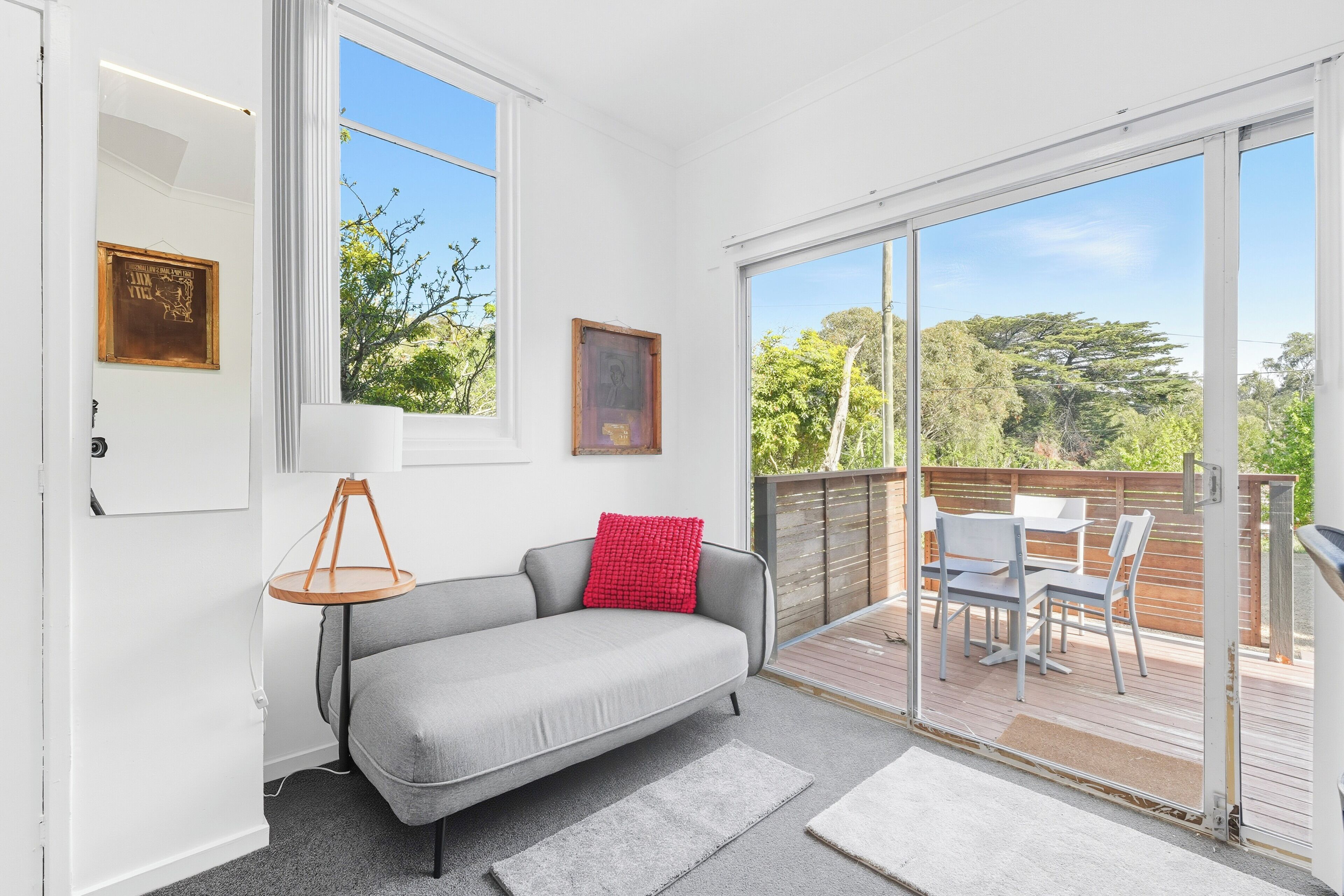 Tabla de planchar con plancha y wifi gratis 