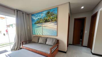 Basic Apartment | Living area