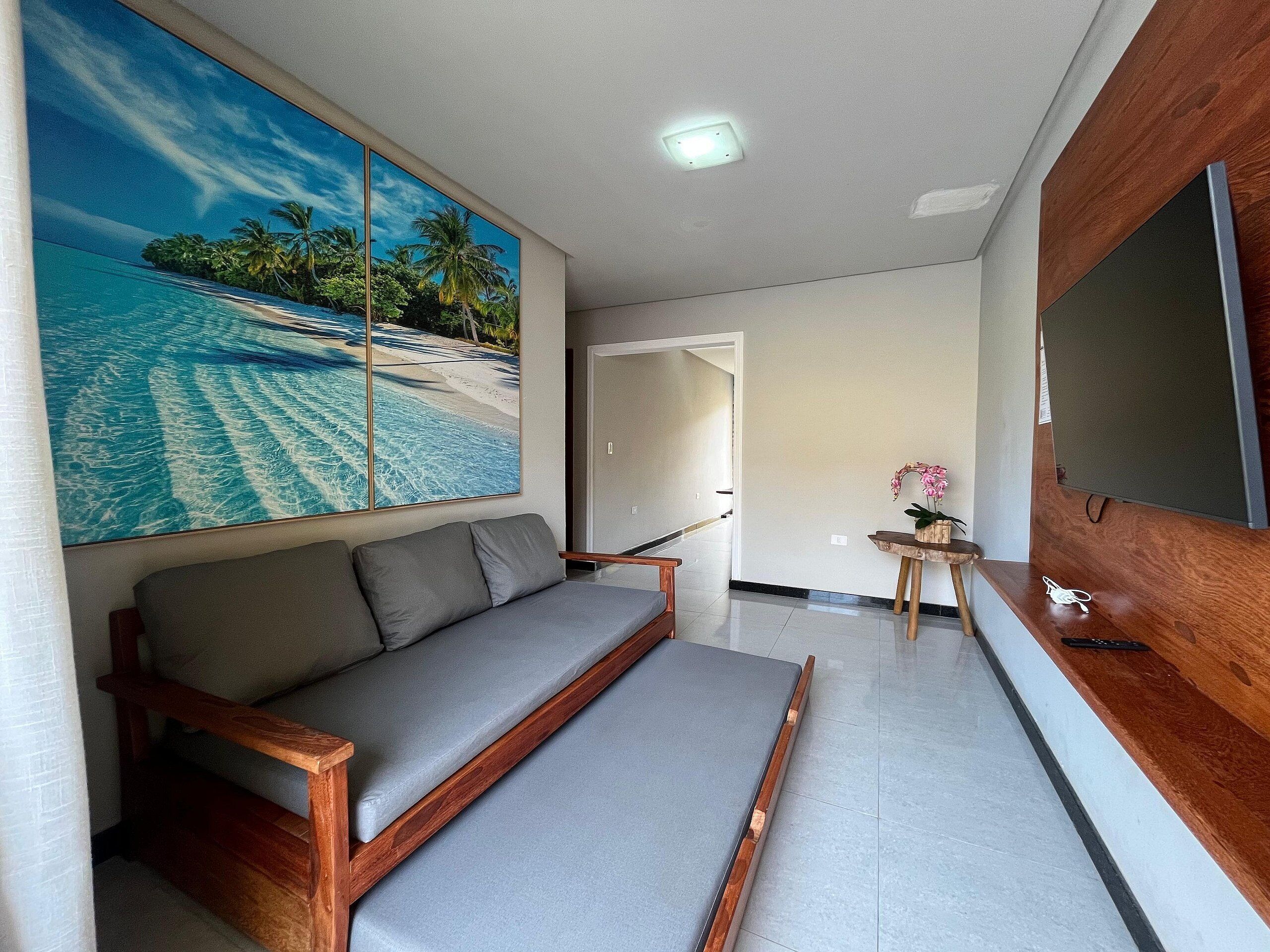 Basic Apartment | Living area