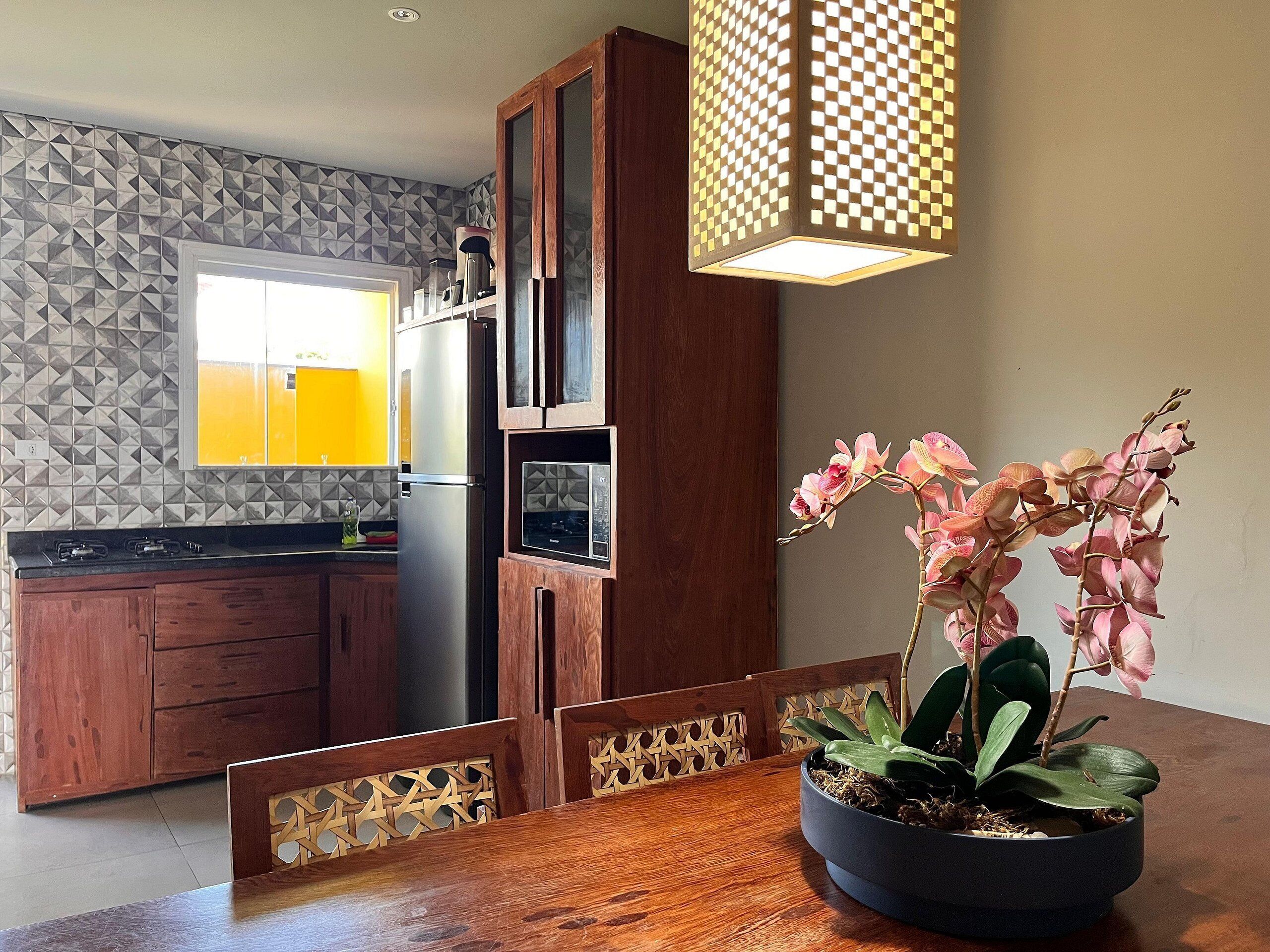 Apartament | Cuina privada | Frigorífic, microones i placa de cuina 
