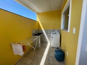 Basic Apartment | Terrace/patio