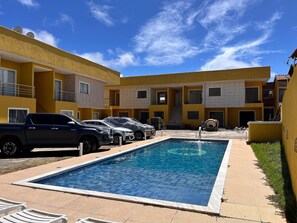 Apartment | Pool | Outdoor pool - Condomínio Tranquilo 350m da Praia (Porto Seguro)