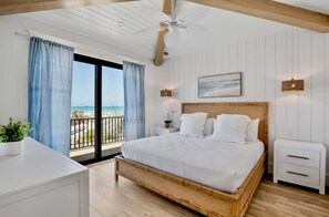 Fer et planche à repasser, lit parapluie, Wi-Fi gratuit, draps fournis