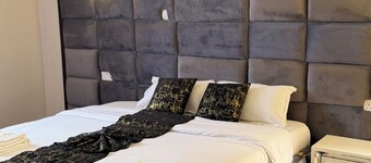 LUXURY VILLA WITH OWN COMPOUND IN NAKURU by CANT RUSH GREATNESS LTD