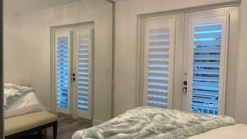 1 bedroom, internet, bed sheets