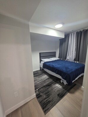 2 soverom, strykejern/-brett, wi-fi og sengetøy