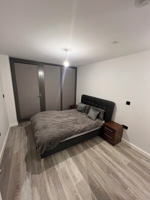 1 bedroom, WiFi - Modern smart Apartments - Digbeth Central Birmingham (Birmingham)