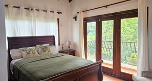 2 室のベッドルーム、アイロン / アイロン台、インターネット、ベッドシーツ