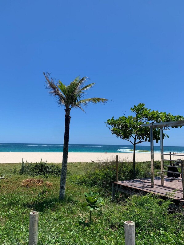 Apartment | Beach | Beach nearby, white sand, 10 beach bars - casa 4 (Saquarema)