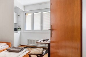 Iron/ironing board, travel crib, WiFi, bed sheets - Crans-Montana - Studio 2 pp - Centre/Rue du Prado (Lens)