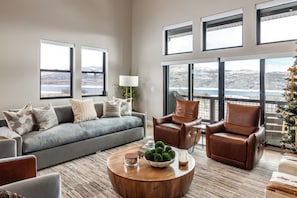 TV, peis og fotballspill