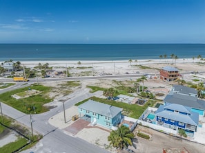 Exterior - Stylish Home, Private Heated Pool, Steps to Sugar White Sand Beach! (Fort Myers Beach)
