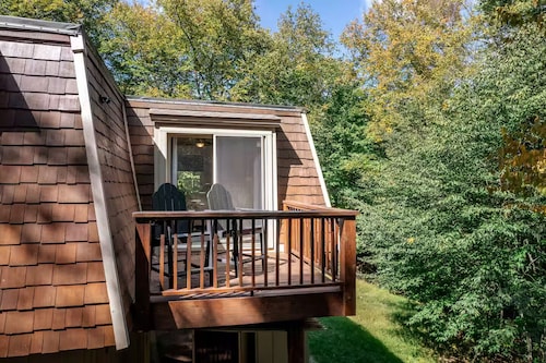 3-bedroom Mountain-Stream Townhome in Banner Elk